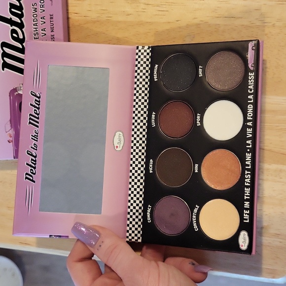 Petal to the metal pallette - Picture 2 of 3